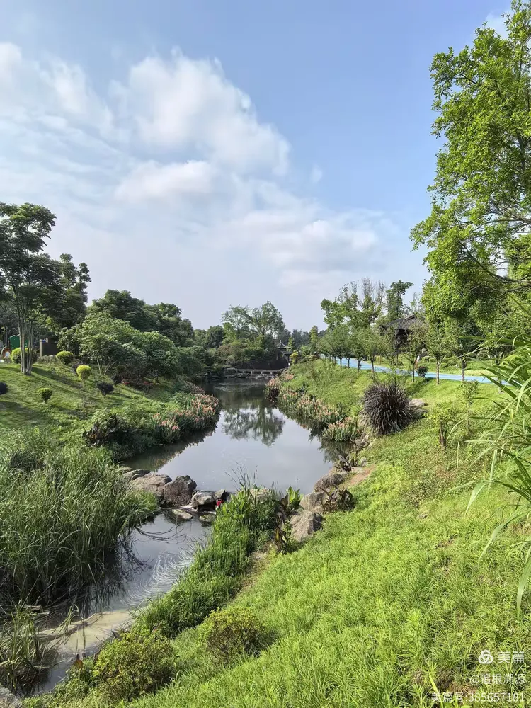 美丽的玉带河公园